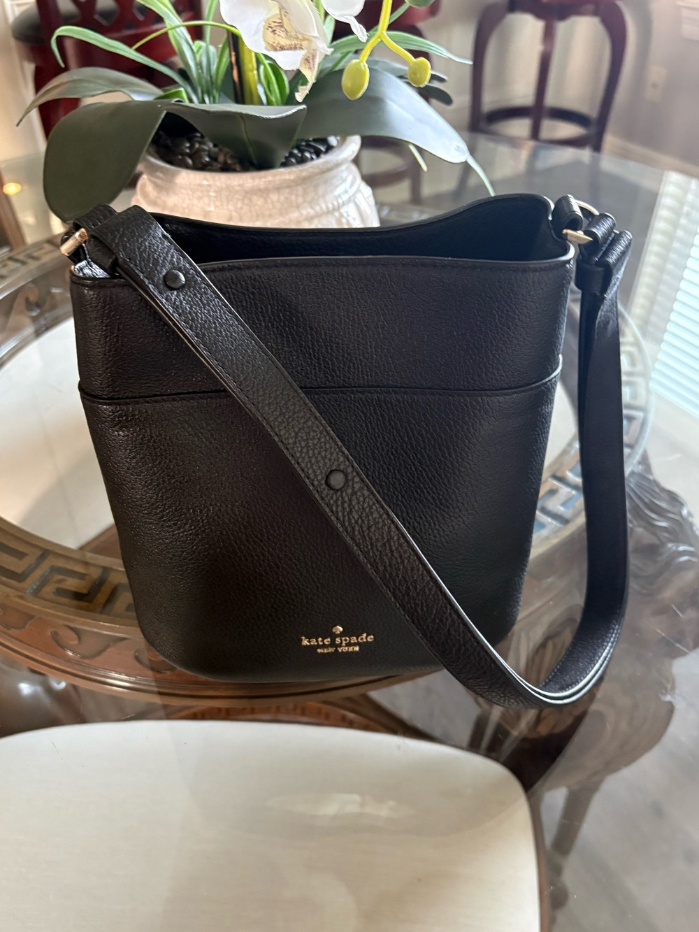 ♠️♠️KATE SPADE LEILA BLACK PEBBLED LEATHER CONVERTIBLE BUCKET BAG!♠️♠️